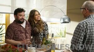 Modern Family Season 6 Episode 24