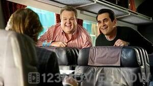 Modern Family Season 7 Episode 21