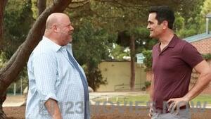 Modern Family Season 7 Episode 5